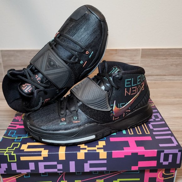 ?️ Men\'s Nike Black/Black Kyrie Shot Clock 7.5 (M) 9 (W) New w/ Box main image 15